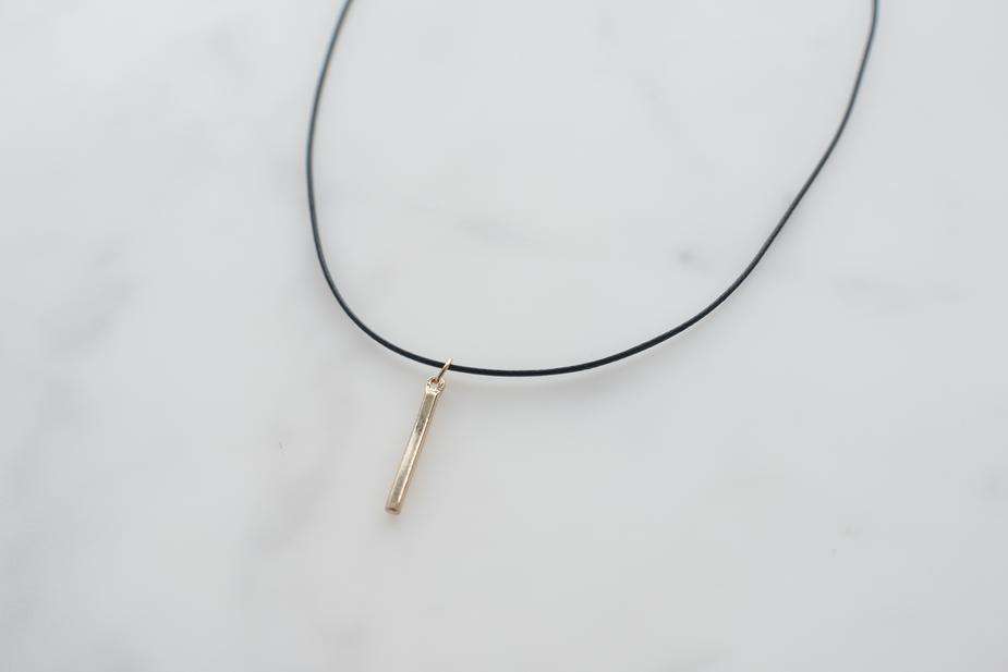 Testing HyK Choker with Gold Pendant educosm.myshopify.com